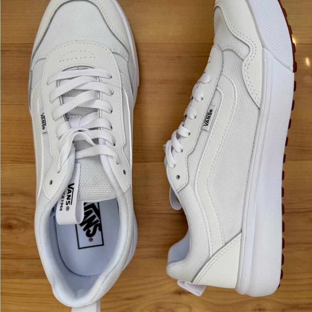 Vans White Low-Top Men's Sneakers